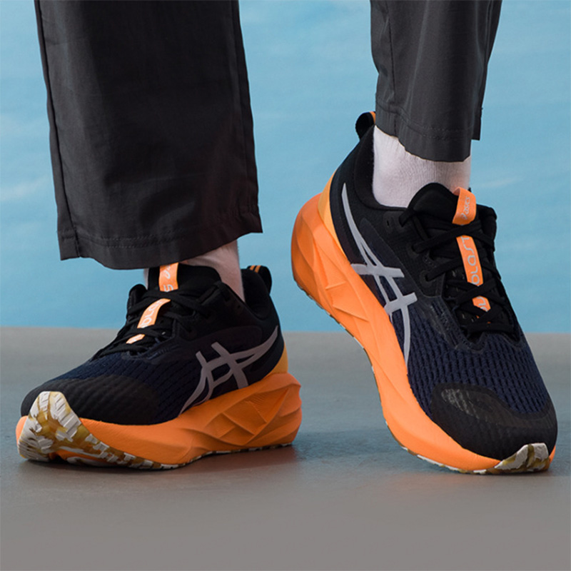 アシックス メンズ ランニングシューズ NOVABLAST5 - Running Gear Asics のレビューと価格